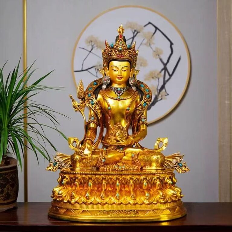 Gilt-bronze Statue of Esoteric Ksitigarbharaja- Sacred facial carving, full of vitality