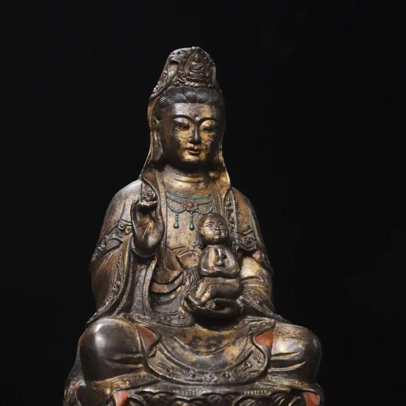 Aged Patinated Partial Residual Gilt Bronze Child-Bestowing Kwan‑yin Statue on Single Layer Lotus Pedestal, Antique Finish Fertility Avalokiteśvara