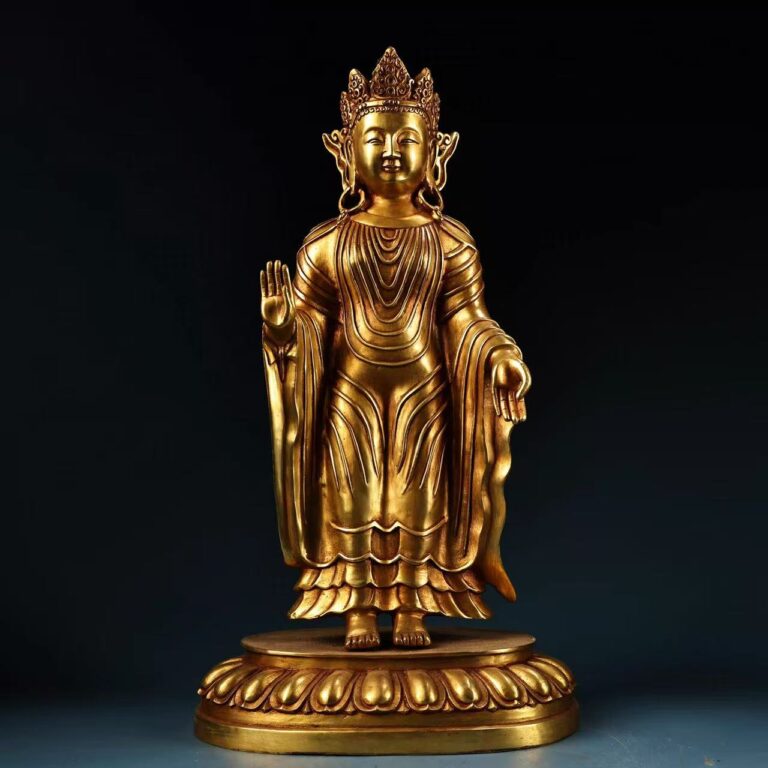 a prefectly gilded bronze statue of the Candana Buddha, alias Chandan Buddha