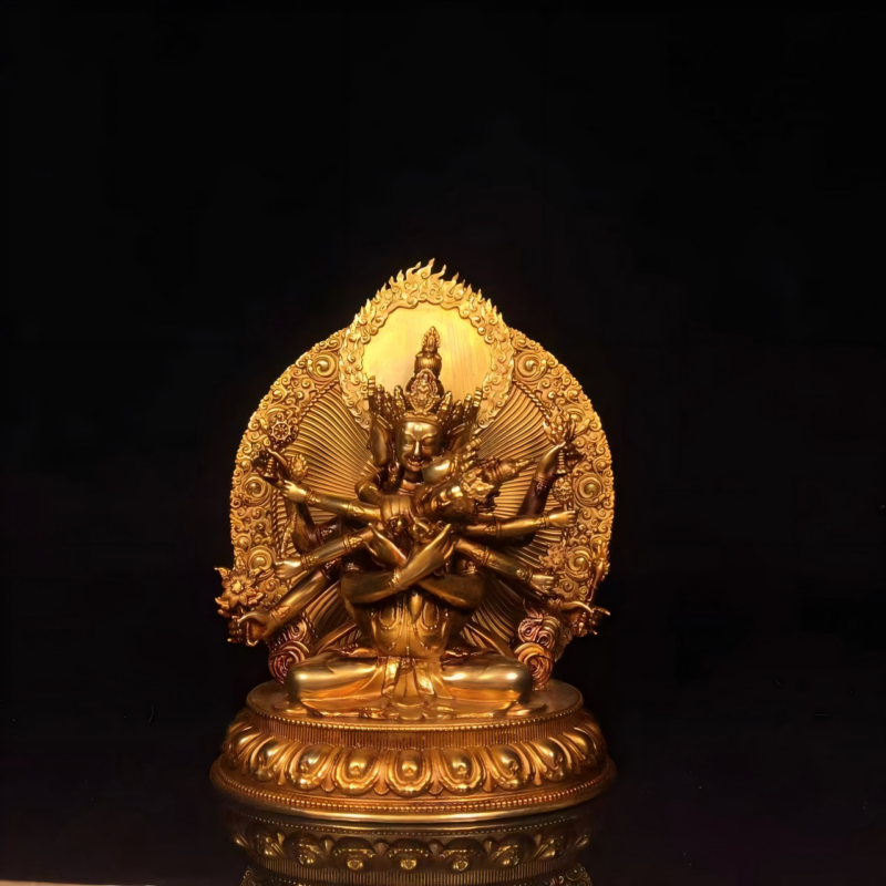 Himalayan Buddhist statues enjoy great popularity nowadays, and miniature fine pieces are especially beloved by collectors and devotees.