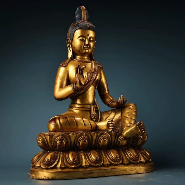 Cylindrical topknot Avalokiteshvara statue, slender tapered lotus base gilded bronze art