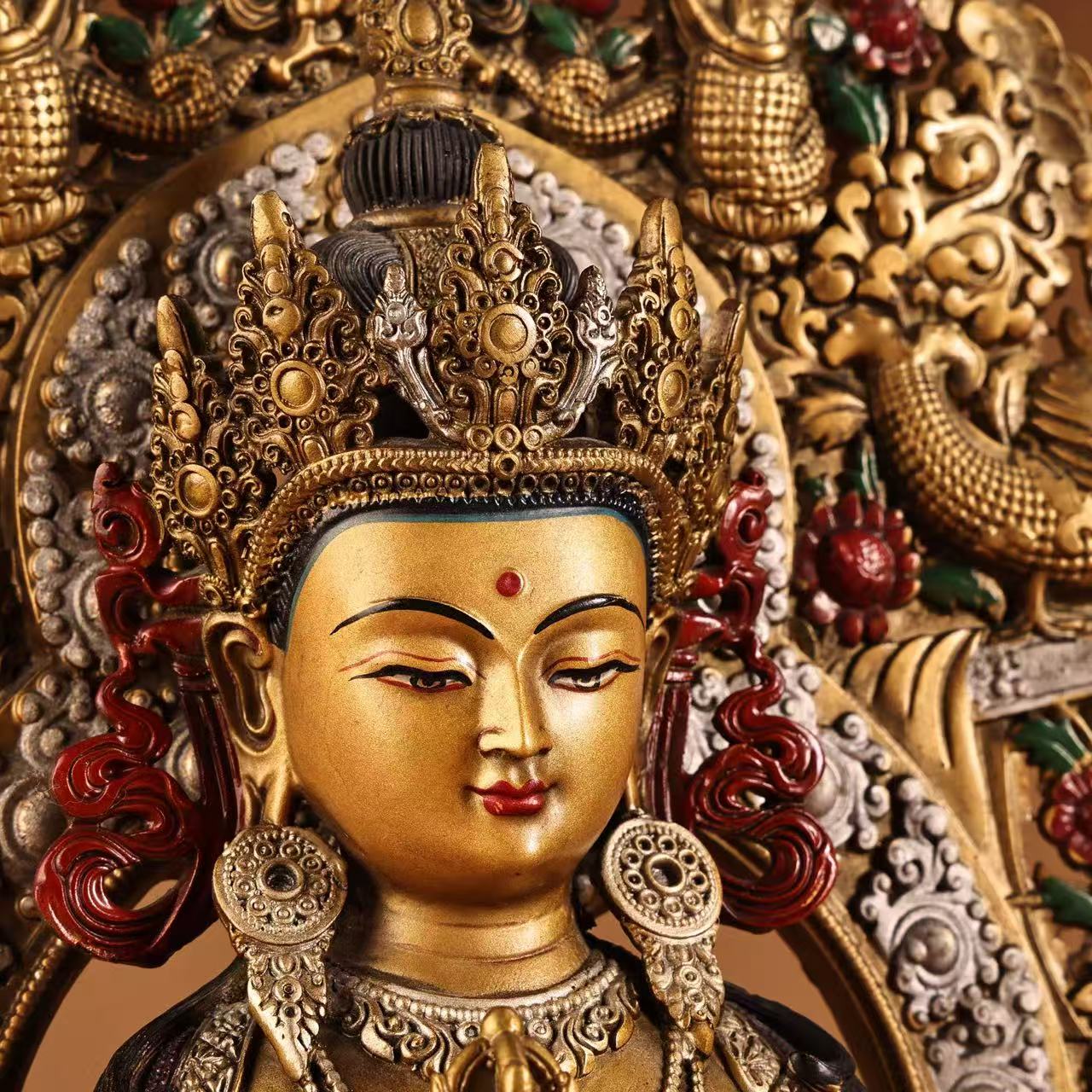 vajrasattva-1 This Vajrasattva statue's facial silhouette is full and rounded