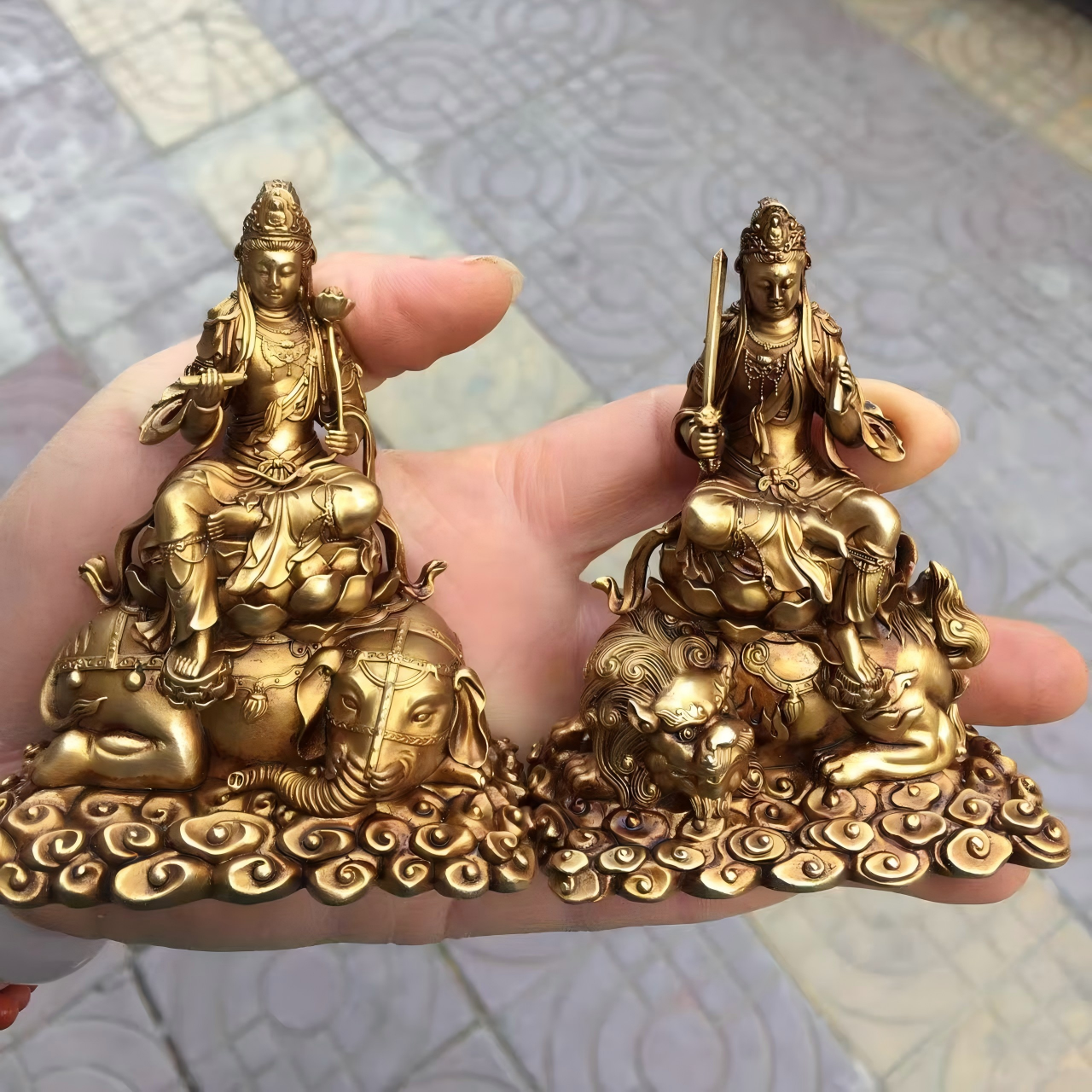 文殊普贤 miniature statues of Manjushri and Samantabhadra